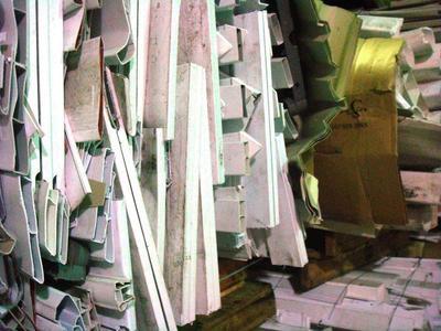 武漢塑料回收、廢舊塑料回收、武漢塑鋼回收_